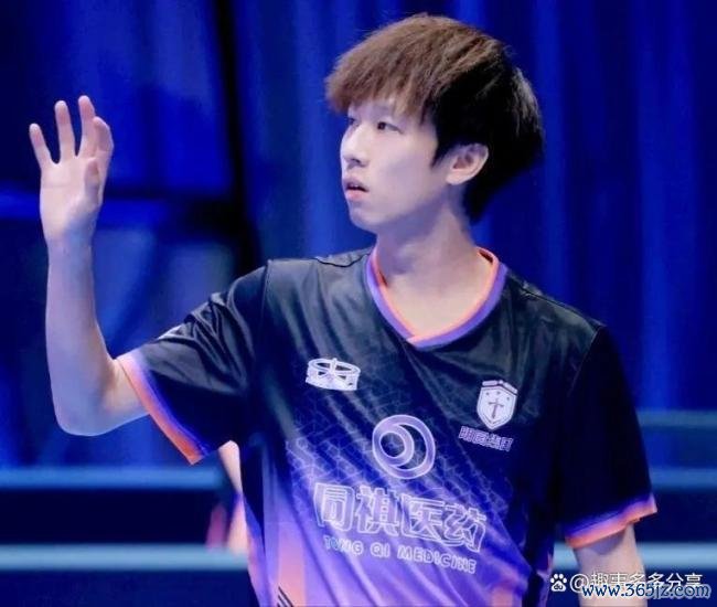 乒超男团:林高远向鹏国乒队友碰面 赛场冷门频发